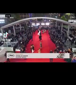 Tin tức giải trí - Video: Hương Giang nghi bị ngó lơ trên thảm đỏ LHP Cannes 2022 (Hình 3).