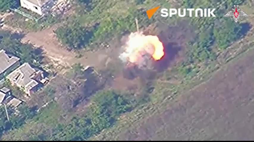 Tin thế giới - Căng thẳng Ukraine - Nga mới nhất ngày 30/9: Nga tấn công chính xác, kho đạn Ukraine “chìm trong biển lửa”